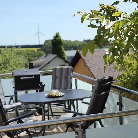 Kleine-Eifel-Auszeit Appartement Hambuch Buitenkant foto
