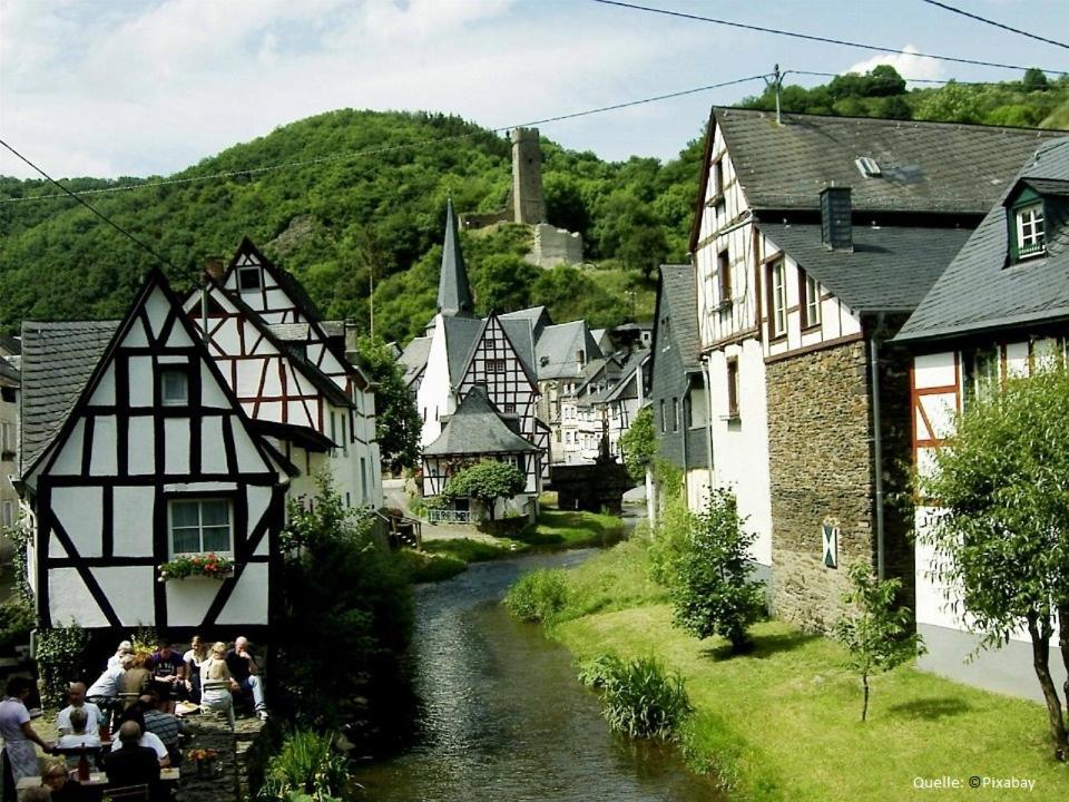 Kleine-Eifel-Auszeit Appartement Hambuch Buitenkant foto